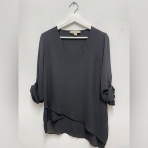 Michael Kors Black V-Neck Blouse with rolled sleeves Size 4 Women’s